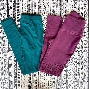 Zenana NWOT Lot of 2 Leggings Size Small